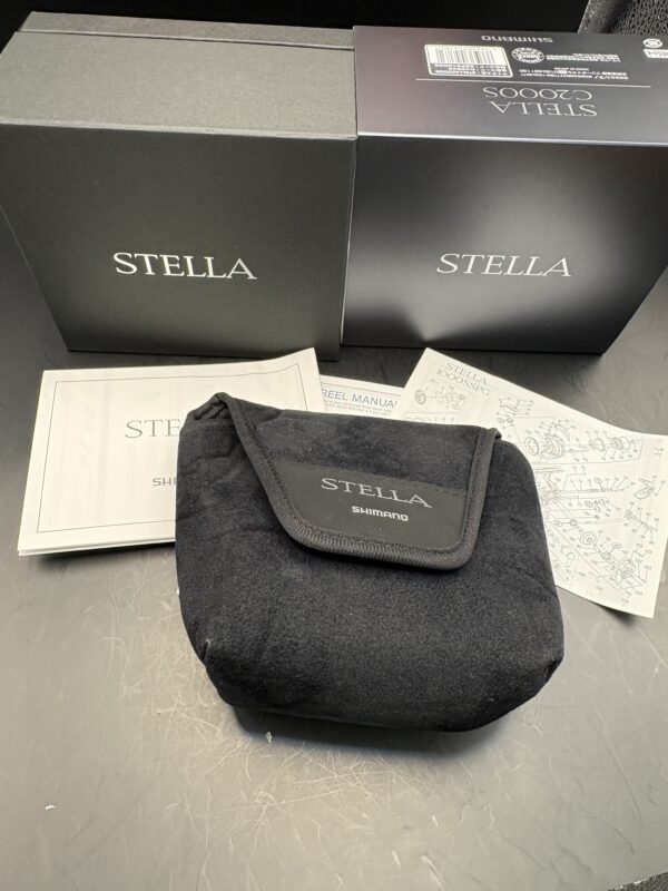 Shimano 22 STELLA C2000S Spinning Used With Box Rank B - Image 13