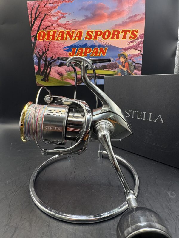 Shimano 18 STELLA 4000XG Spinning Used With Box Rank D