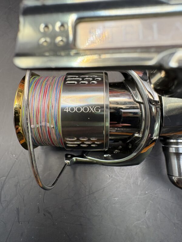 Shimano 18 STELLA 4000XG Spinning Used With Box Rank D - Image 2