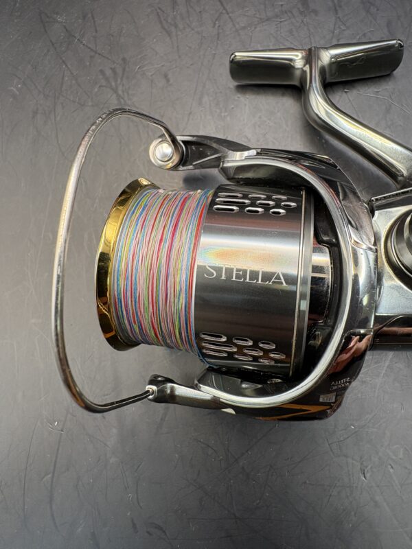 Shimano 18 STELLA 4000XG Spinning Used With Box Rank D - Image 8