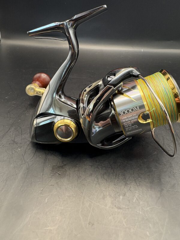 Shimano 14 STELLA 3000HGM Spinning Used With Box Rank A - Image 3