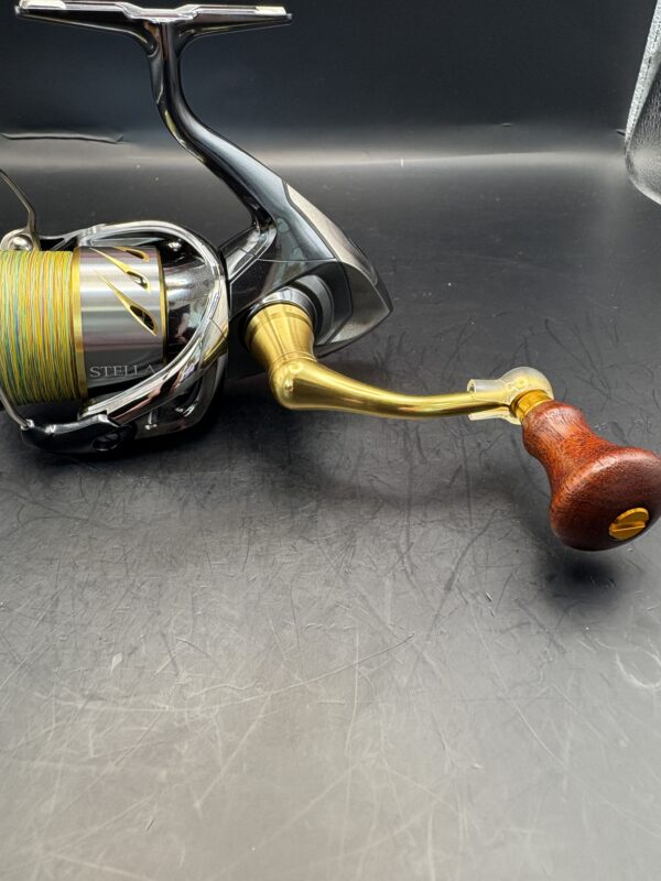 Shimano 14 STELLA 3000HGM Spinning Used With Box Rank A - Image 4