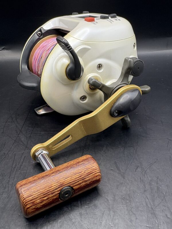 Shimano Dendou Maru 3000R Electric Reel Without box Used Rank C - Image 8