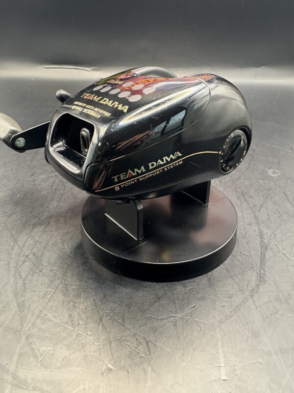 Daiwa Team Daiwa TD1Hi Baitcasting Used Without Box Rank D - Image 2