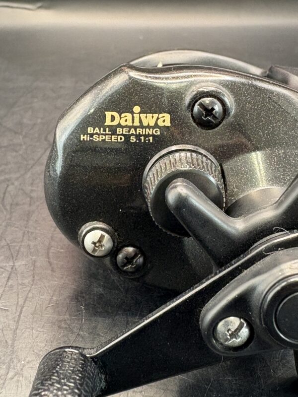 Daiwa Triforce 153B Baitcasting Used Without Box Rank D - Image 8