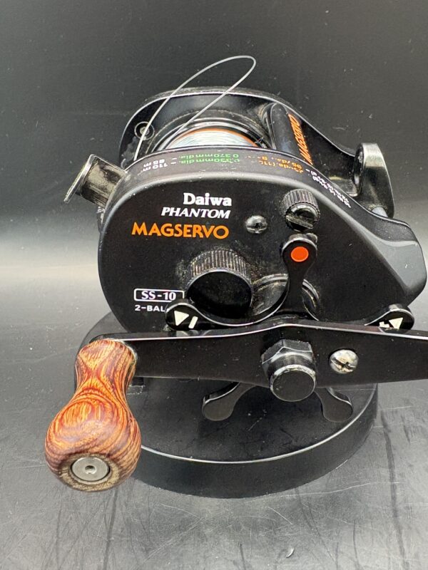 Daiwa Phantom Magservo SS-10 Baitcasting Used Without Box Rank D - Image 4