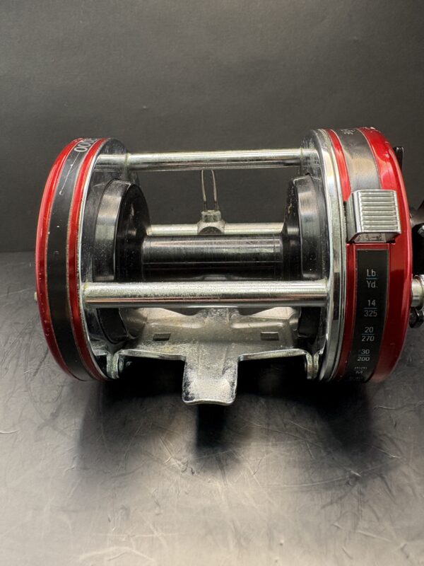 Abu Garcia Ambassadeur 7000 Red Baitcasting Reel Used Without Box Rank C - Image 5