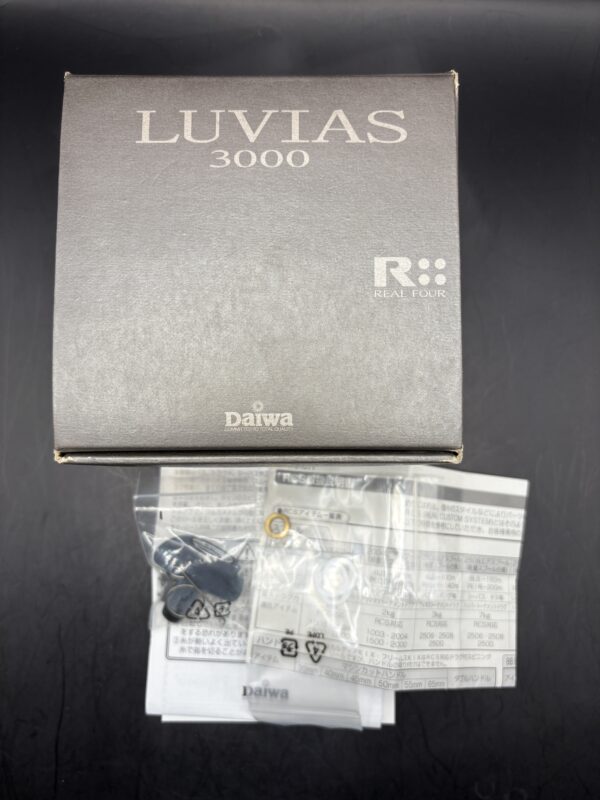 Daiwa 07 luvias 3000 Spining Used With Box Rank D - Image 9