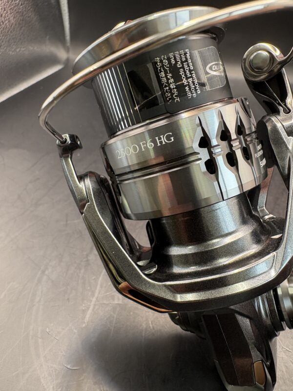 Unused Shimano 25 Complex XR 2500 F6 HG Spining Unused With Box Rank A+ - Image 4