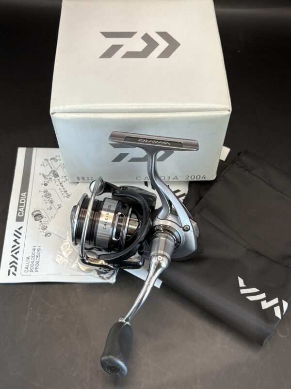 Daiwa 14 caldia 2004 Spining Used With Box Rank B - Image 9