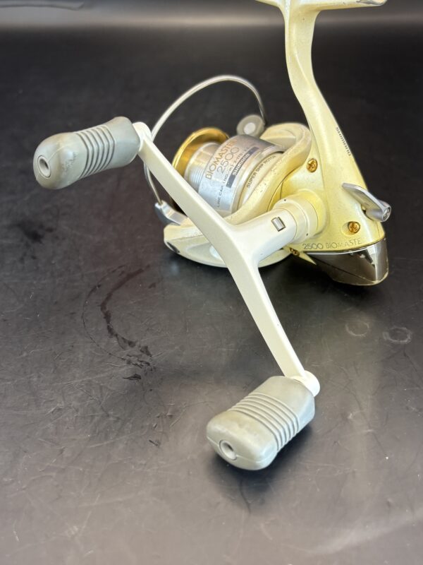 Shimano 98 Biomaster 2500 Spining Used Without Box Rank C - Image 5