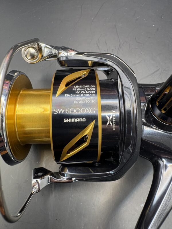 Shimano 20 STELLA SW 6000XG Spinning Used With Box Rank B - Image 5